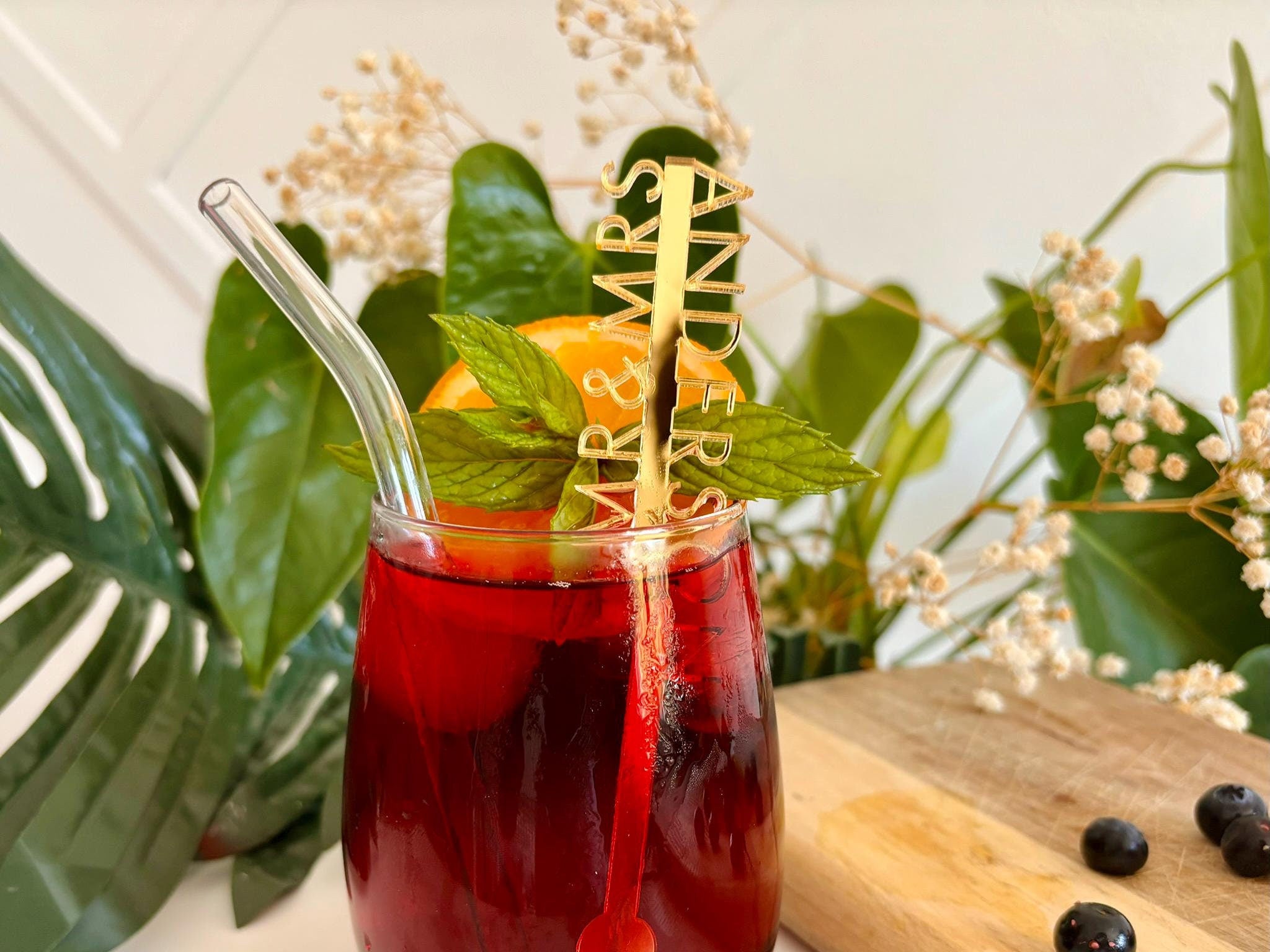 Mr & Mrs Wedding Family Drink Stirrers Topper