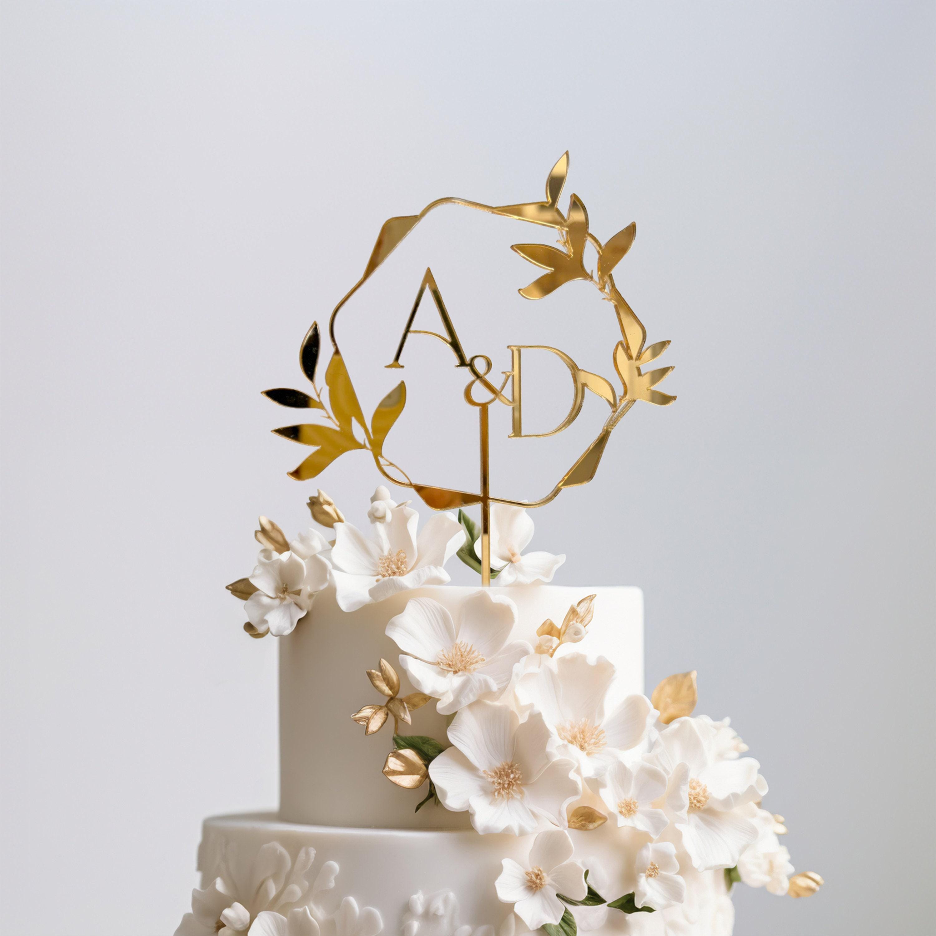 Custom Wedding Cake Topper - Decorative Cake Charm Wedding Details Gardenia Collection