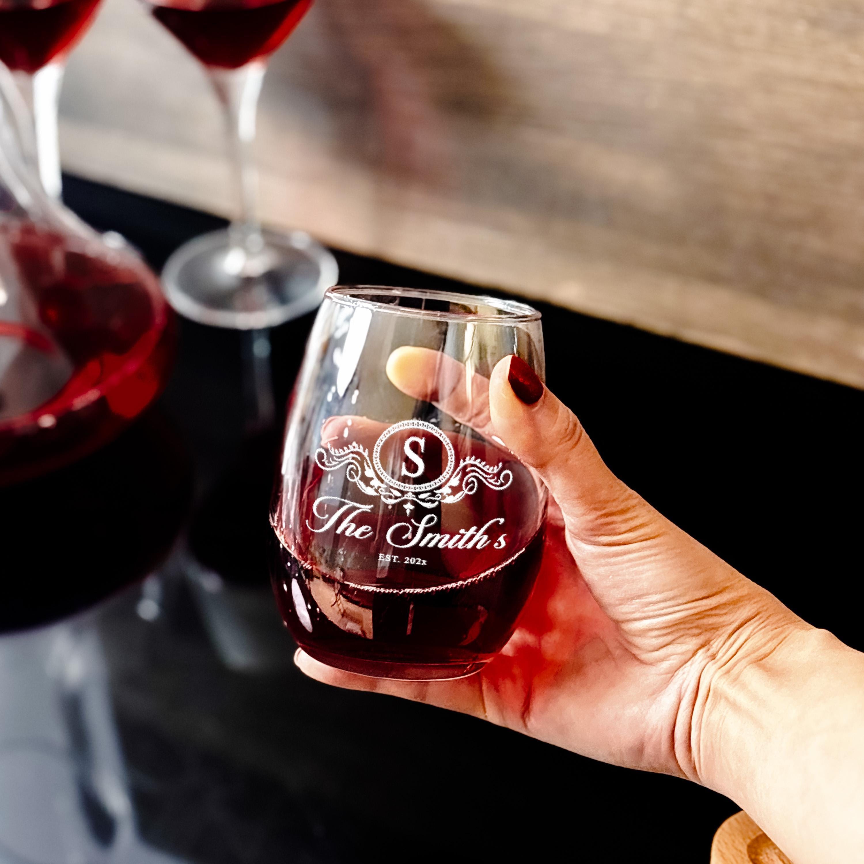 Engraved Wine Decanter Set with Stemless Wine Glasses for Wedding Gift