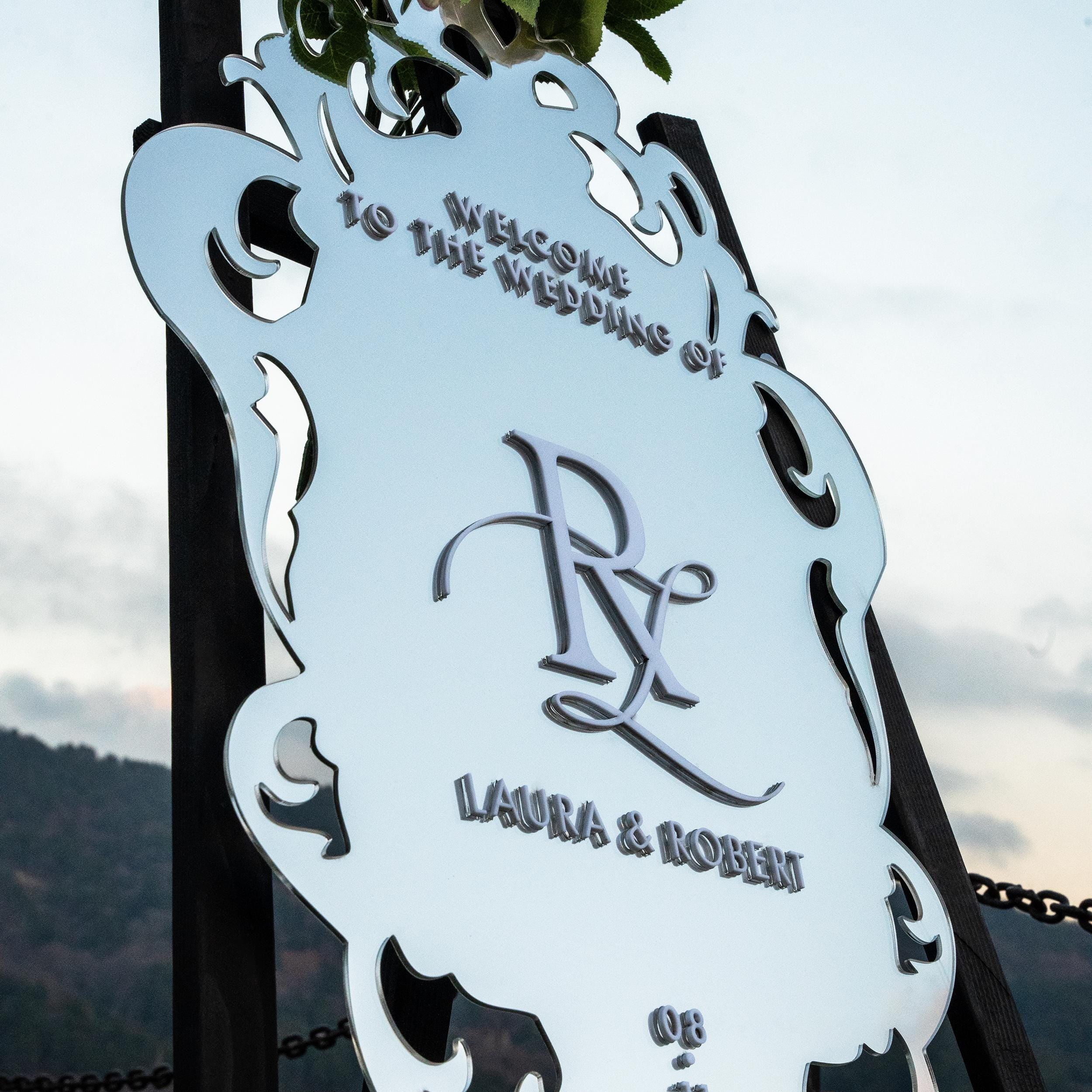 Romantic Mirror Wedding Welcome Sign - Madrid Collection