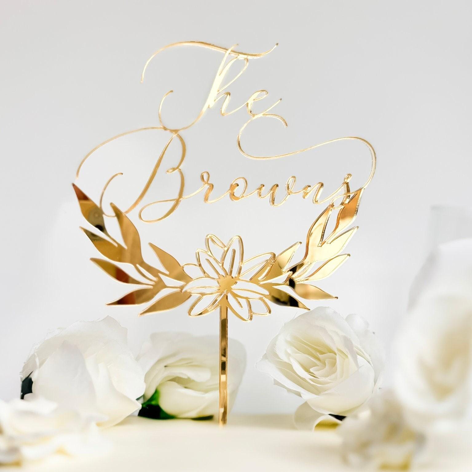 Gold mirror wedding cake topper wıth family name