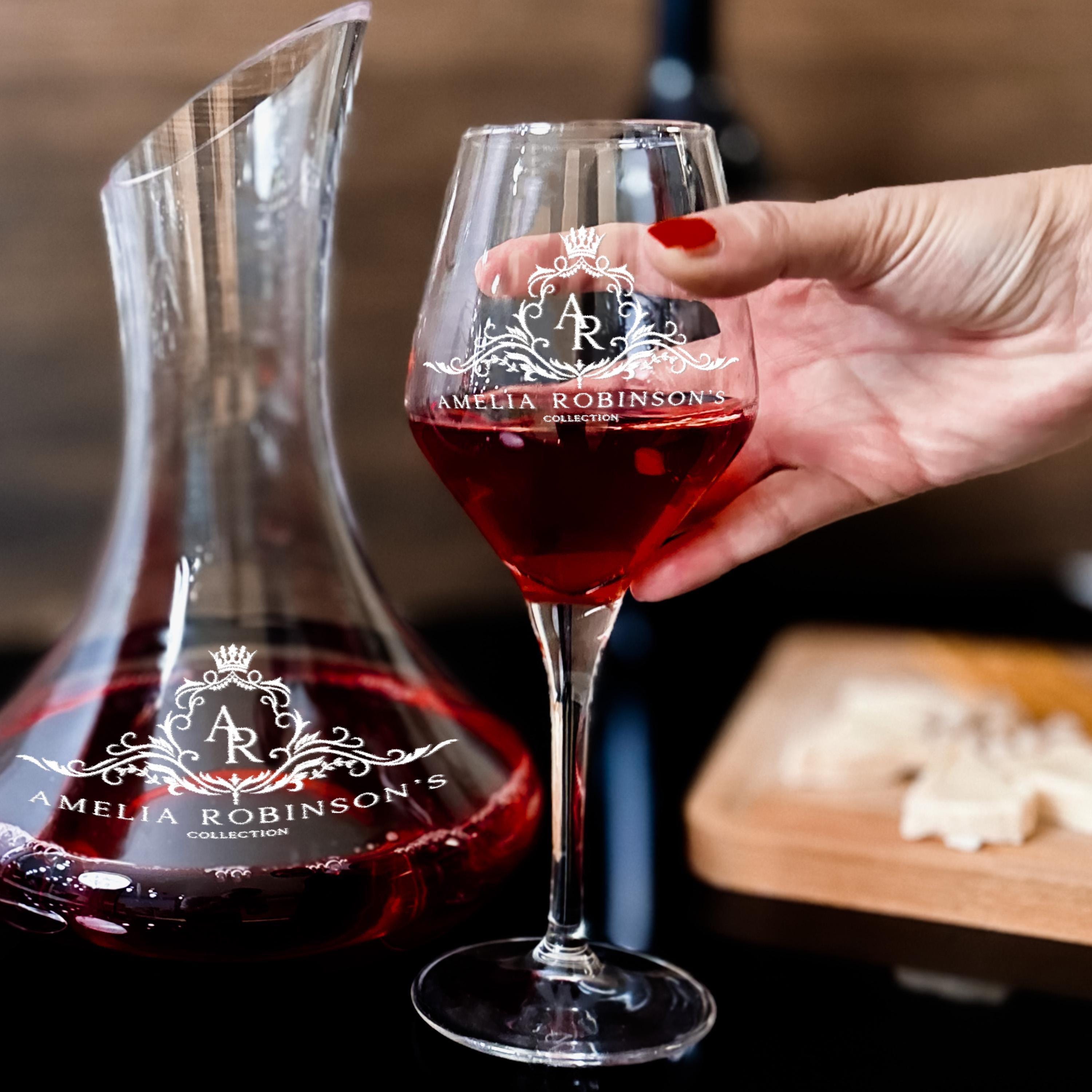 Mom Wine Glass Set Personalized Decanter Set Elegant Stemless Design Gift for Mom