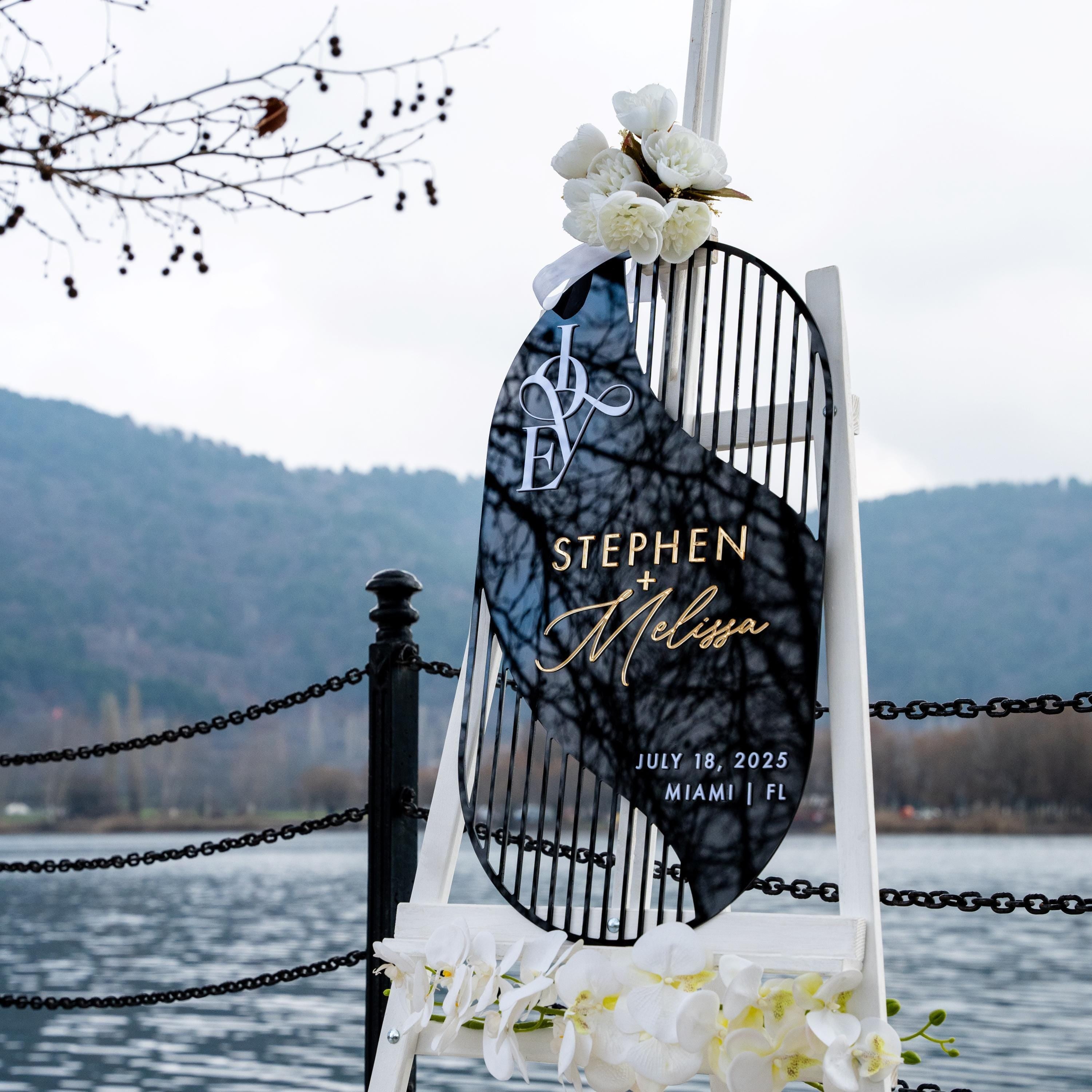 Black Acrylic Welcome Sign for Wedding or Engagement - Istanbul Collection